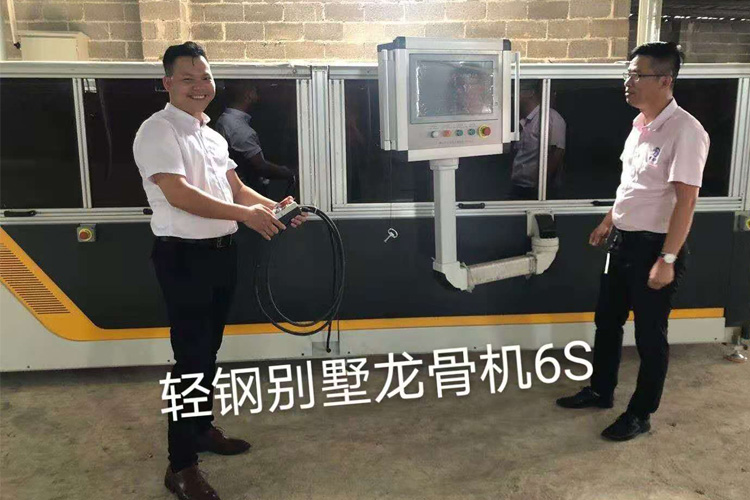 WB.COM万搏第6代轻钢龙骨设备